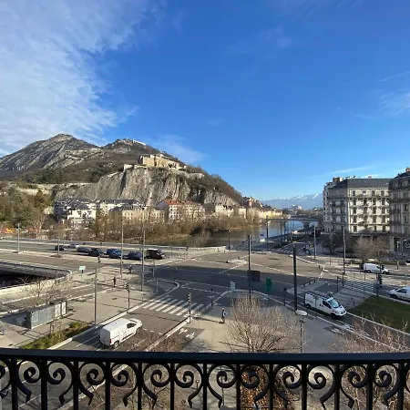 Appartamento Le Téléphérique, Vue Bastille, 6 Pers, 300 M Gare Grenoble